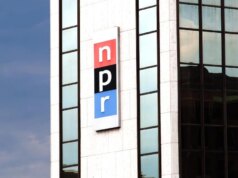 Juiz resolve que Trump cortar financiamento para NPR e PBS é inconstitucional