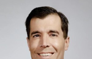 6 de janeiro, equipes da polícia pedem ao juiz que permita que o processo sobre a placa no Capitólio prossiga