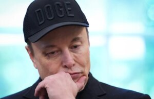 O administrador do Trump removeu vídeos virais do DOGE. Eles já estão de volta.