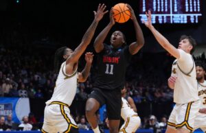 O canadense Ose Okojie experimenta ‘momento de círculo completo’ na vitória de Howard no March Insanity