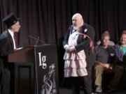 Cerimônia do Ig Nobel é transferida para a Europa em meio a preocupações de segurança na América de Trump