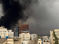 11/03: A comida para viagem com o Main Garrett