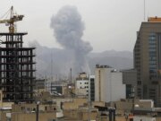 10/03: A comida para viagem com o Main Garrett