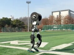 Veja este robô humanóide que caminha pela lua impressionar com agilidade realista