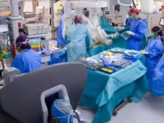 Hospital de Jeddah faz história, robôs assumem cirurgia pediátrica para doença de Hirschsprung