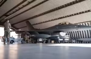 Estreito de Ormuz em estado de alerta enquanto a Arábia Saudita abre a Base Aérea King Fahd às forças dos EUA em meio às tensões no Irã