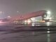 Aeroporto LaGuardia, em Nova York, fechado após colisão de avião e veículo terrestre