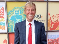 O lendário agente esportivo sugere uma nova abordagem que as equipes devem adotar à medida que os preços dos ingressos da NFL continuam a disparar