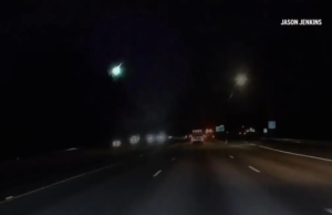 Bola de fogo capturada em vídeo enquanto meteoros atravessam o céu do Noroeste do Pacífico