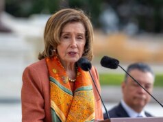 Pelosi não dirá se os democratas irão acusar Trump se retomarem o poder, mas deixa a porta aberta