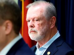 O principal republicano no Senado da Carolina do Norte admite que a corrida foi decidida por 23 votos