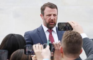 Mullin confirmado como chefe do DHS enquanto legisladores se aproximam de uma solução para o deadlock de desligamento