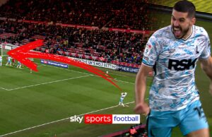 Lindo acabamento! Charlton surpreende Boro quando Coady finaliza um lançamento longo e brilhante!