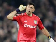 Villa derrota o Lille em vitória rotineira e garante vaga nas quartas de closing