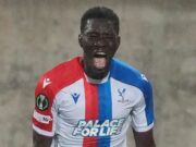 Sarr, o herói, enquanto o Palace sobrevive ao susto em Larnaca e chega às oitavas de last