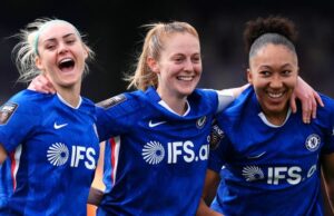 Chelsea vence suspense de sete gols contra Villa e recupera o segundo lugar
