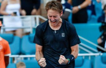 Alcaraz surpreendido por Korda no Miami Open