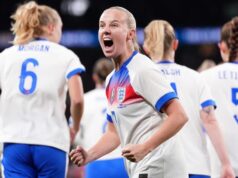 Williamson, Mead e Parkinson, de 17 anos, incluídos na última seleção da Inglaterra