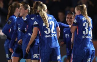 Resumo da WSL: Chelsea fica em segundo lugar com vitória; Man Utd segurado no West Ham