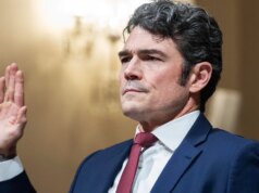 17/03: A comida para viagem com o Main Garrett