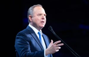 O crédito fiscal para filmes e TV da Califórnia está funcionando, mas é necessária ajuda federal, dizem os legisladores