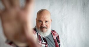 David Cross diz que os especiais de stand-up não são mais especiais, a menos que os quadrinhos comecem a quebrar algumas regras