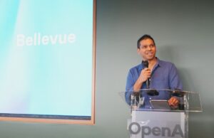 Podcast GeekWire no native na OpenAI em Bellevue, com CTO de aplicativos Vijaye Raji