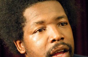 O rapper Afroman vence processo contra a polícia por zombar de sua operação de 2022 em vídeos musicais virais