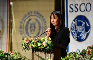 Críticos de livros dos EUA homenageiam o ganhador do Nobel e romancista sul-coreano Han Kang