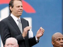 O locutor de longa information do Mets, Howie Rose, diz que vai se aposentar após esta temporada