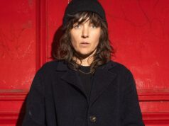 Courtney Barnett supera o bloqueio de escritor com a ajuda de um louva-a-deus