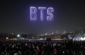 BTS retorna com present de retorno em Seul após um hiato de quatro anos