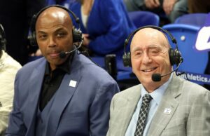 Dick Vitale e Charles Barkley convocarão seu primeiro jogo do torneio da NCAA juntos