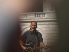 Bruce Springsteen traz ‘Streets of Minneapolis’ para casa para lançar uma turnê política pelos EUA