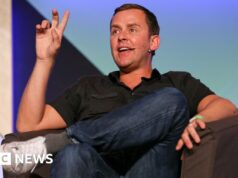 Channel 4 cancela episódio de Bake Off estrelado por Scott Mills