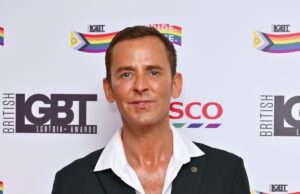 Scott Mills se perguntou por que ele não tinha sido ‘escoltado para fora das instalações’ anos antes do machado da BBC