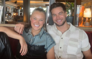 Chris Hughes relembra o ‘primeiro’ com JoJo Siwa na mensagem de ‘um ano atrás’