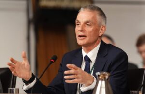 Último dia como diretor-geral da BBC para Tim Davie