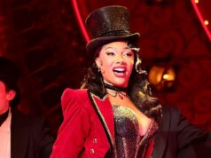 Megan Thee Stallion CORREU para o hospital no meio da apresentação do musical Moulin Rouge da Broadway