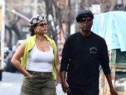 Chris Rock, 61, confirma novo romance enquanto faz as malas no PDA com o jovem DJ bombástico… uma década após o divórcio