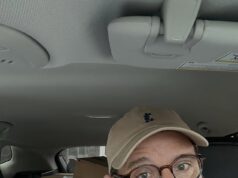 A estrela de Who’s The Boss, Danny Pintauro, entrega pacotes enquanto a indústria do showbiz foge de Hollywood