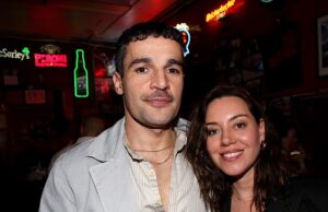 Grávida Aubrey Plaza, 41, vista com o parceiro Christopher Abbott, 40, pela primeira vez desde que anunciou a alegria do bebê