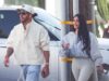 Kim Kardashian parece estar se aninhando com o namorado Lewis Hamilton enquanto eles compram produtos para casa juntos