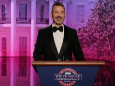 Jimmy Kimmel se disfarça enquanto fontes revelam sua resposta zombeteira de três palavras após o pedido de Melania para que a ABC demitisse o apresentador noturno