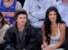 Kylie Jenner quase caiu da blusa durante o encontro na quadra com Timothee Chalamet no jogo dos Knicks