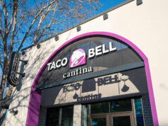 Principais estimativas de ganhos da Yum Manufacturers, impulsionadas pelo crescimento de 8% nas vendas nas mesmas lojas da Taco Bell