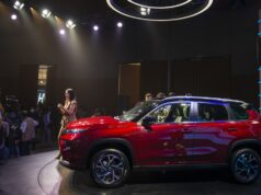 Afaste-se de Tesla, BYD: montadoras japonesas aprofundam seu domínio no mercado automotivo indiano com híbridos