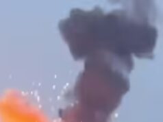 Assista: Explosão na principal refinaria de petróleo do Bahrein após ataque com mísseis do Irã