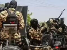 Ataques de Páscoa matam 26: homens armados atacam três estados nigerianos; fiéis baleados em culto