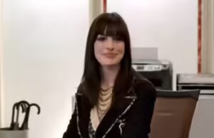 Anne Hathaway se emociona em evento ‘TDWP2’